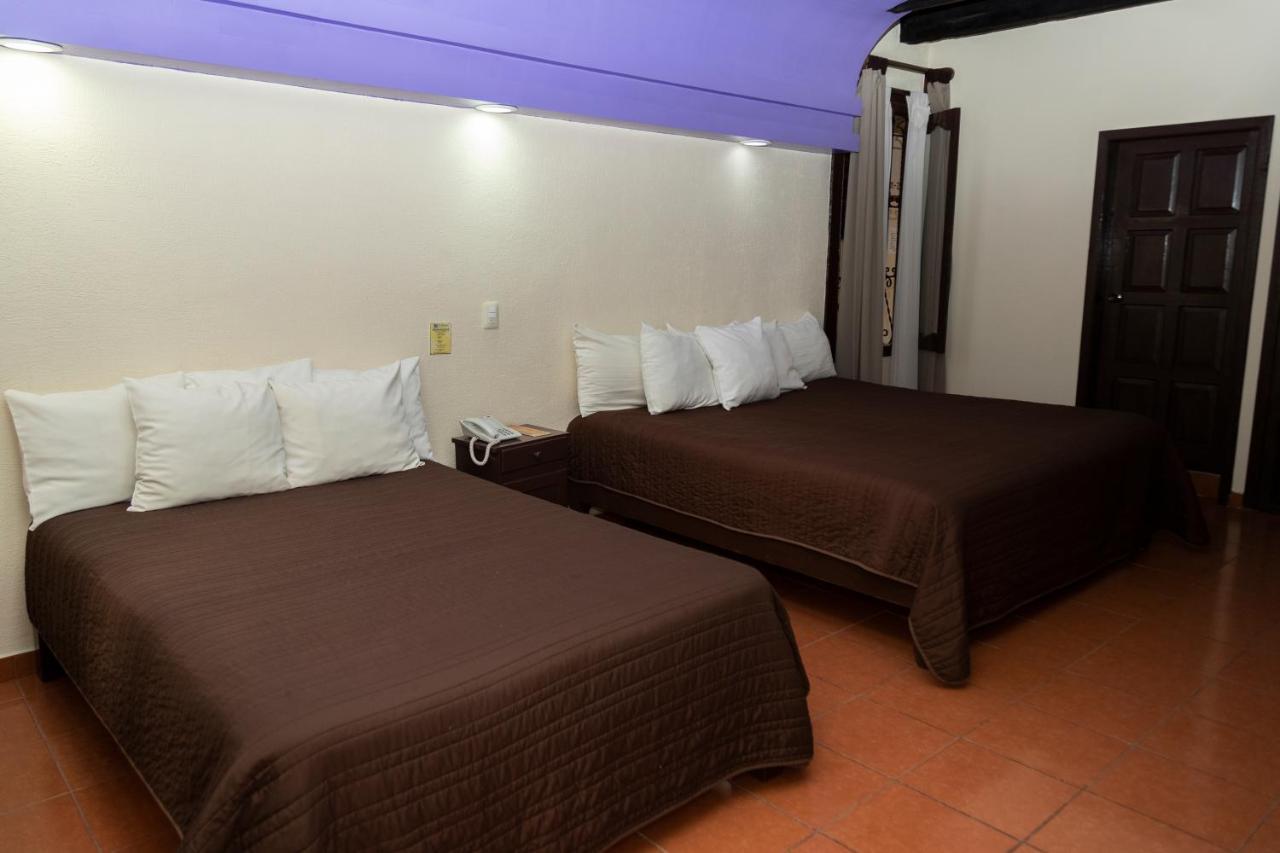 Hotel D'Monica San Cristobal de las Casas Luaran gambar