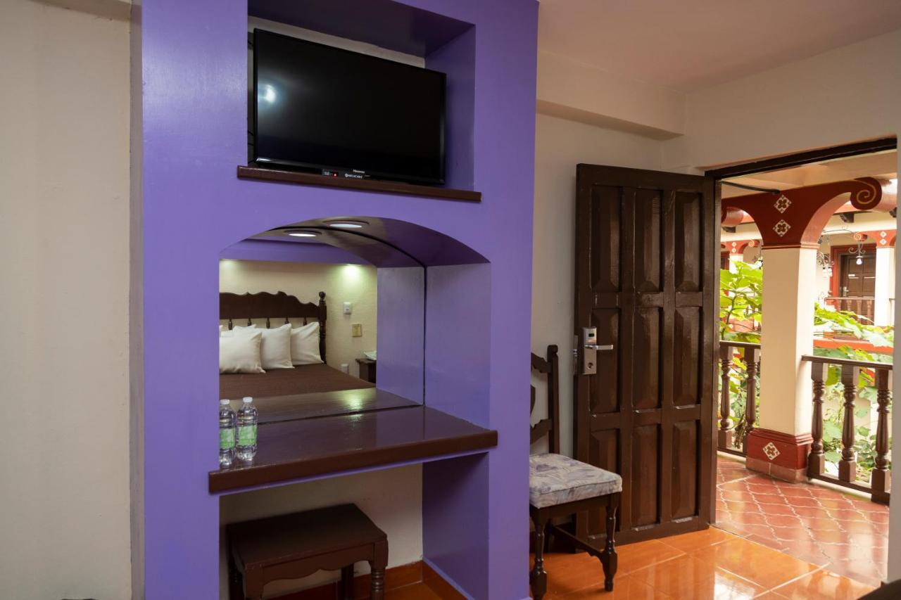 Hotel D'Monica San Cristobal de las Casas Luaran gambar