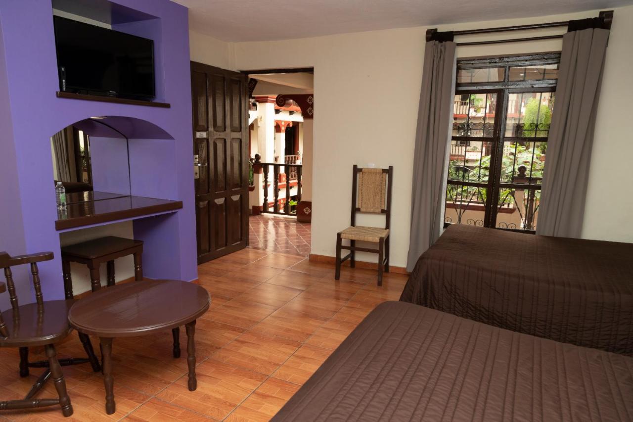 Hotel D'Monica San Cristobal de las Casas Luaran gambar
