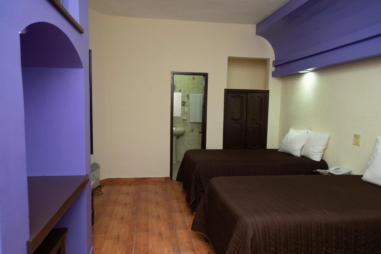 Hotel D'Monica San Cristobal de las Casas Luaran gambar