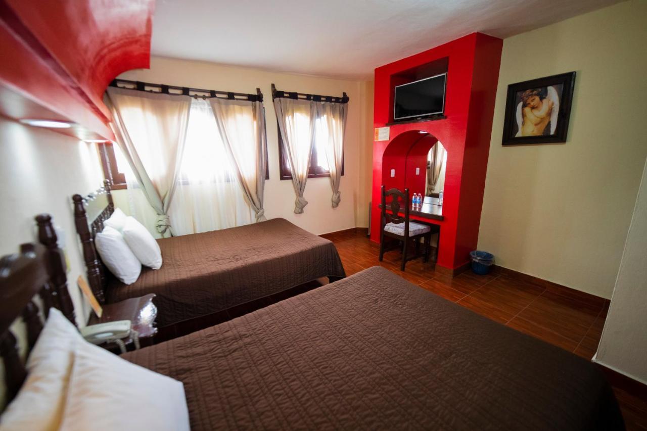 Hotel D'Monica San Cristobal de las Casas Luaran gambar