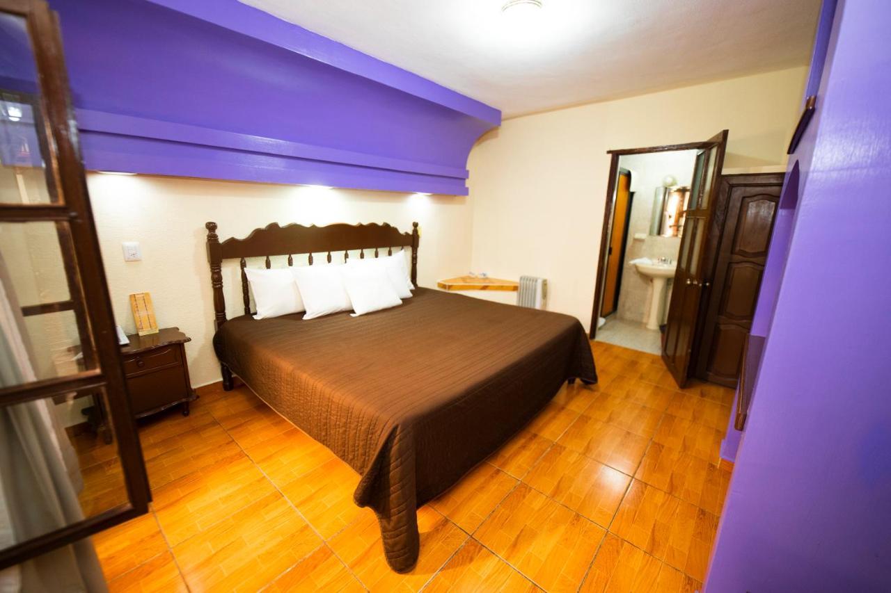 Hotel D'Monica San Cristobal de las Casas Luaran gambar